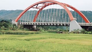 Jembatan merah Jawa tengah