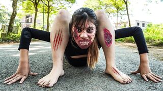 Zombie girl escape pregnancy prank bettel