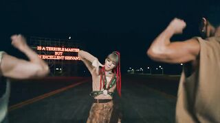 LISA - 'MONEY' EXCLUSIVE PERFORMANCE VIDEO