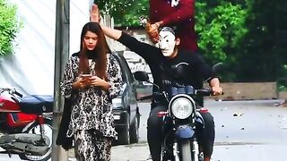 Funny video spot me bhai log 66