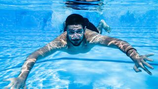 Swimin in river jehlum pakistan