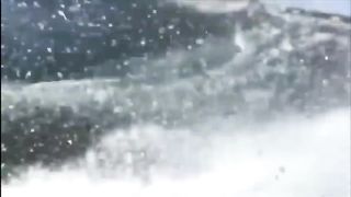Idiotas conduciendo barcos captados por la cámara 4