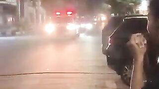 Mobil_polisi_ngajak_duet_sirine_polisi,_auto