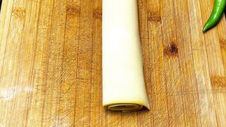 Refreshing and Delicious Tutorial on Making Cold Tossed Bean Skin
