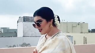 MASHUR MERAY ASHIQ KE KAHANI HO GAY..