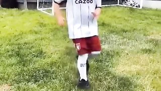 Ce petit est vraiment un génie