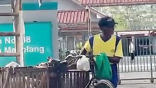 Betapa lelahnya seorang ayah mencari nafkah