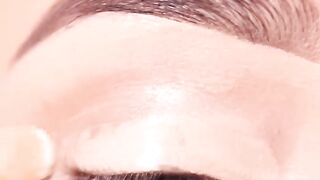 Party eye makeup