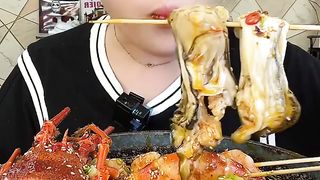 Cute girl MUKBANG eating show