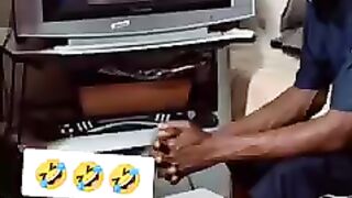 HOW AM LOOKING MY EX WIFE INTHE TV