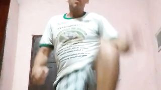 Eu lutando com ninguém