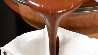 Super easy cocoa mousse????