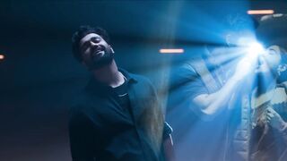 Phir Aur Kya Chahiye- Zara Hatke Zara Bachke- Vicky K, Sara Ali K, Arijit Singh,Sachin-Jigar,Amitabh