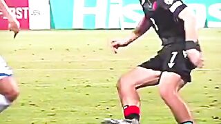 Woahh  how did he do that