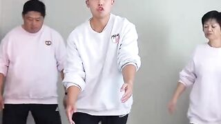 Chad Jones amapiano dance