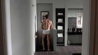 Patrick Bateman morning routine