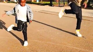 Amapiano dance with small
