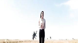 Reporter | Woman‘s Shocking Close Call With Attack Helicopters!
