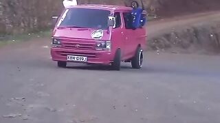 ELCHAPO VAN ON REELS