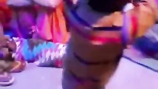 रेफरल भेजने से और ऐड देखने से पैसे मिलते हैं इस साइट पर