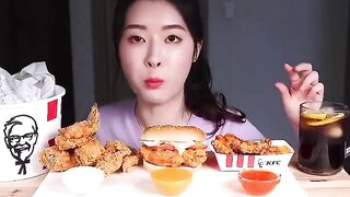 MUKBANG CHIKEN KFC