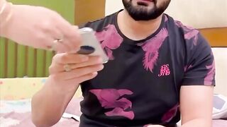 Yaar Porani Wali Ka Nombar Pakrra Geya