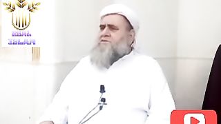 حج کے سفر میں ایک بڑے میاں کی پٹائی بیوی اور بیٹے کے ہاتھوں