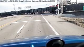 Dash cam footage captures Springfield, Ohio train derailment