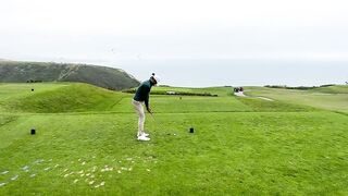 Гарет Бэйл впервые попал в лунку с одного удара⛳️