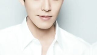 Top 10 Korean Male Gods!!!