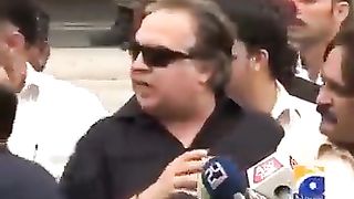 عوام کا لوٹوں کیساتھ استنجا شروع