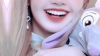 Cute Korean Girls