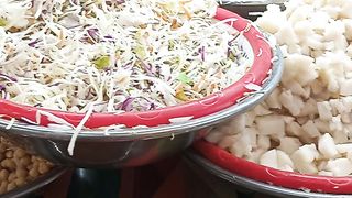 Street food ...https://rumble.com/register/pakistanisairsapatee/