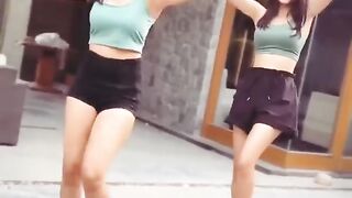 Pretty girls