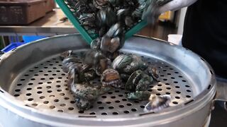 10 Tons of Crabs Sold Per Month!! Soy Sauce Marinated Crabs Mass Production - Korean Street Food