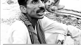 موالي جنازي کي ڪلھو ڏئي ڦاٿو