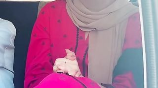 PAKISTAN MEN LOG SUB CHAP KAR KARTAY HEN..