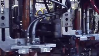 Comment les bouteilles en verre sont fabriquées !!
