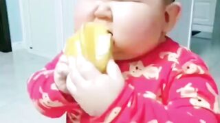 Cute bebé