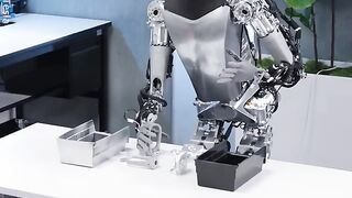 Le nouveau robot Humanoïde de Tesla