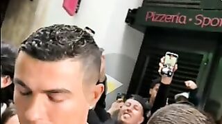 شاهد الجميع يريد توقيع رونالدو ????????
