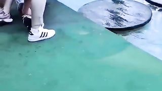 You want to laugh watch this????????