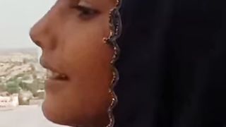 تُنهنجو عرش رنگين آنچل مونکي ڏاڍو وڻي ويو آ