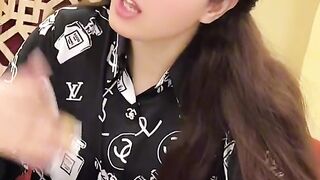 Model tiktok