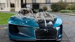 The first asymmetrical DS car. Video 2023