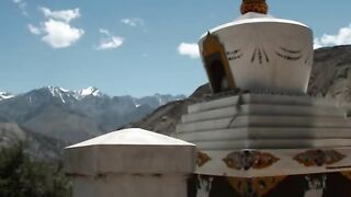 Karunesh - Remembering to Forget (Himalayas)