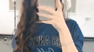 Looks 2