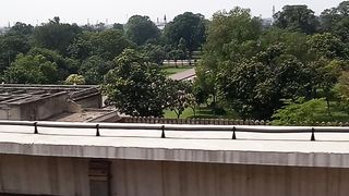 Metro train ....https://payup.video/u/205463