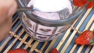 Strawberry Falooda Shake Recipe