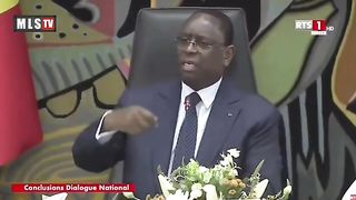 Macky_Sall_parle_enfin_du_3ème_mandat,_conclusions_dialogue_national_du_Sénégal(360p).